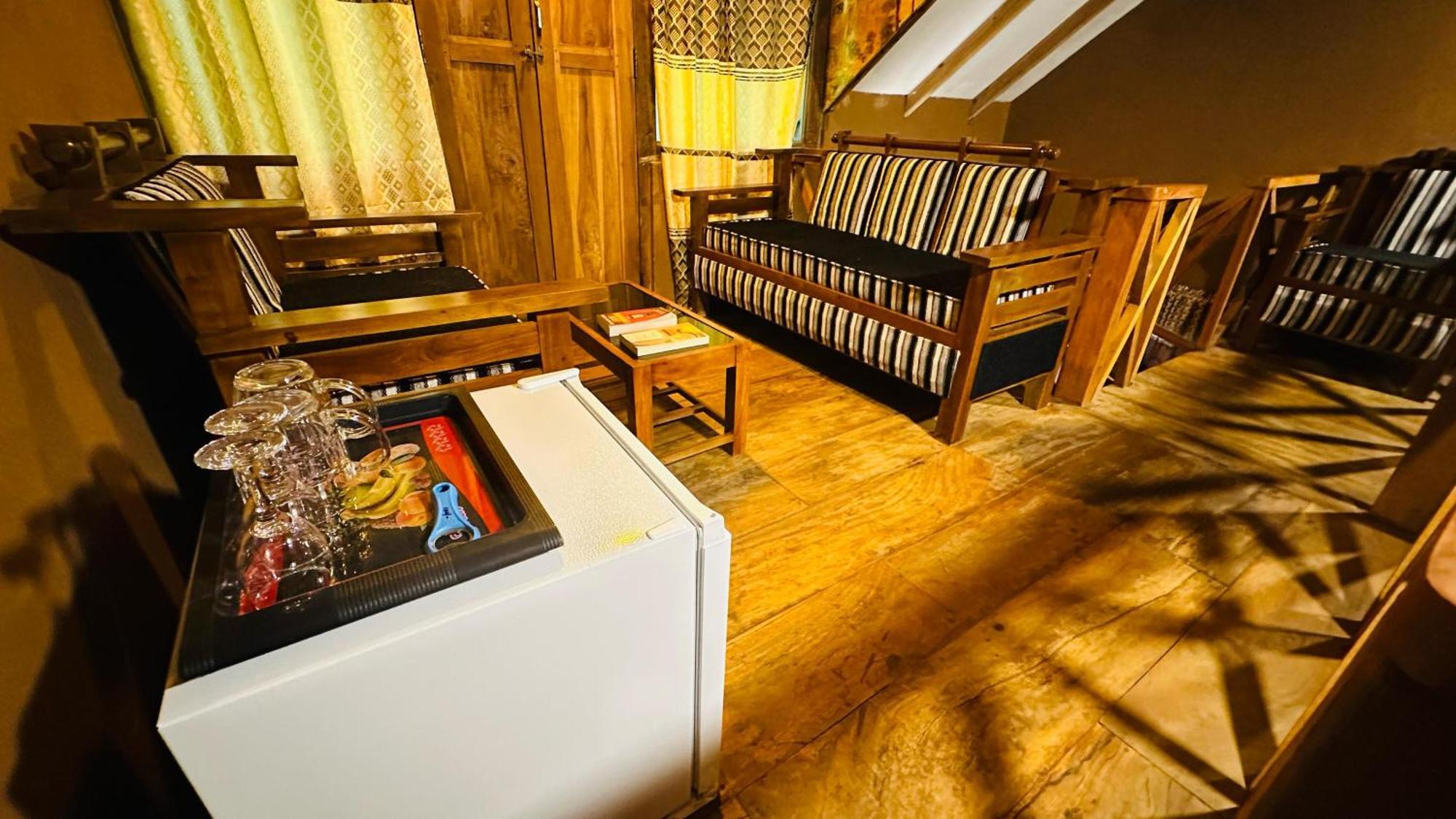 Ama Eco Lodge シギリヤ エクステリア 写真